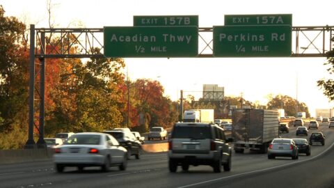 picture of vehicles traveling on I-10